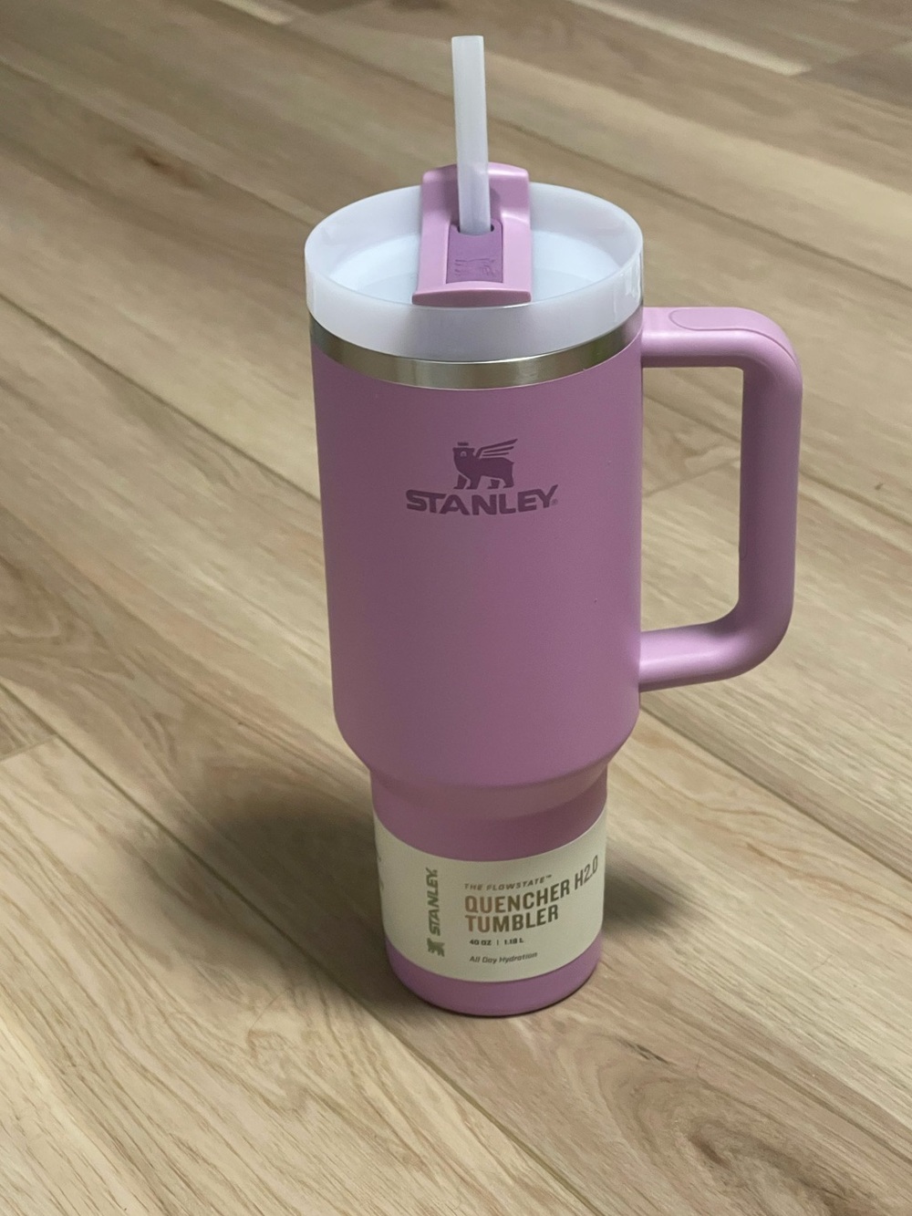 Stanley Lilac Quencher H2.0 Tumbler Mug with Straw